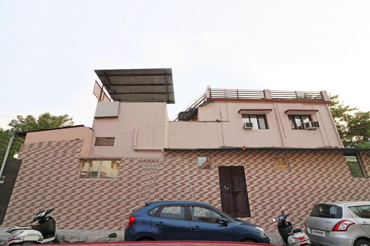 Oyo 14179 Panchvati Hotel Dehradun Zewnętrze zdjęcie